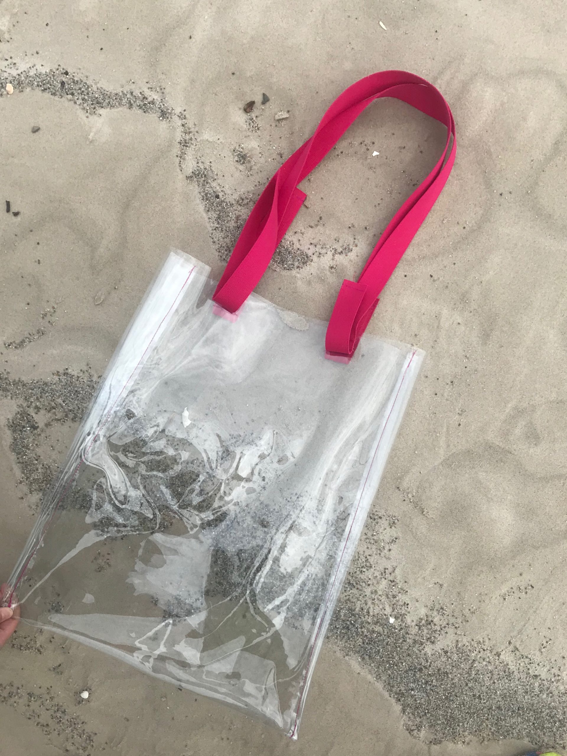plastikowa przeżroczysta torba z różowymi uszami